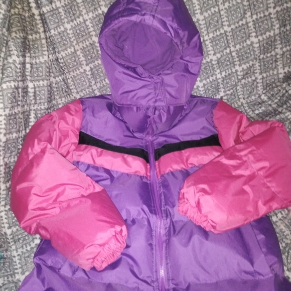 Girls coat - Picture 1 of 4